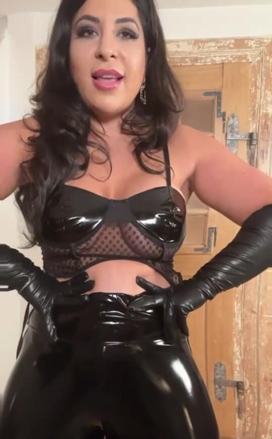 LadyAyse5: I Love My Outfit