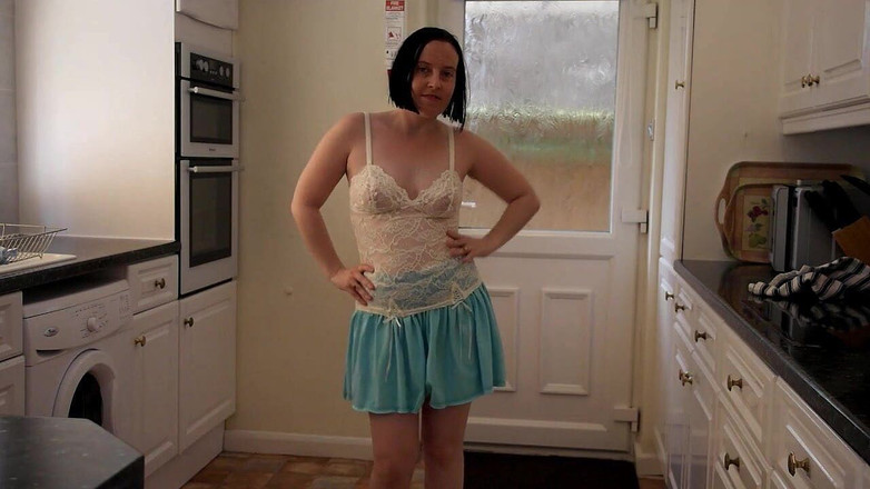 Littlevixen: Isteri British Striptis