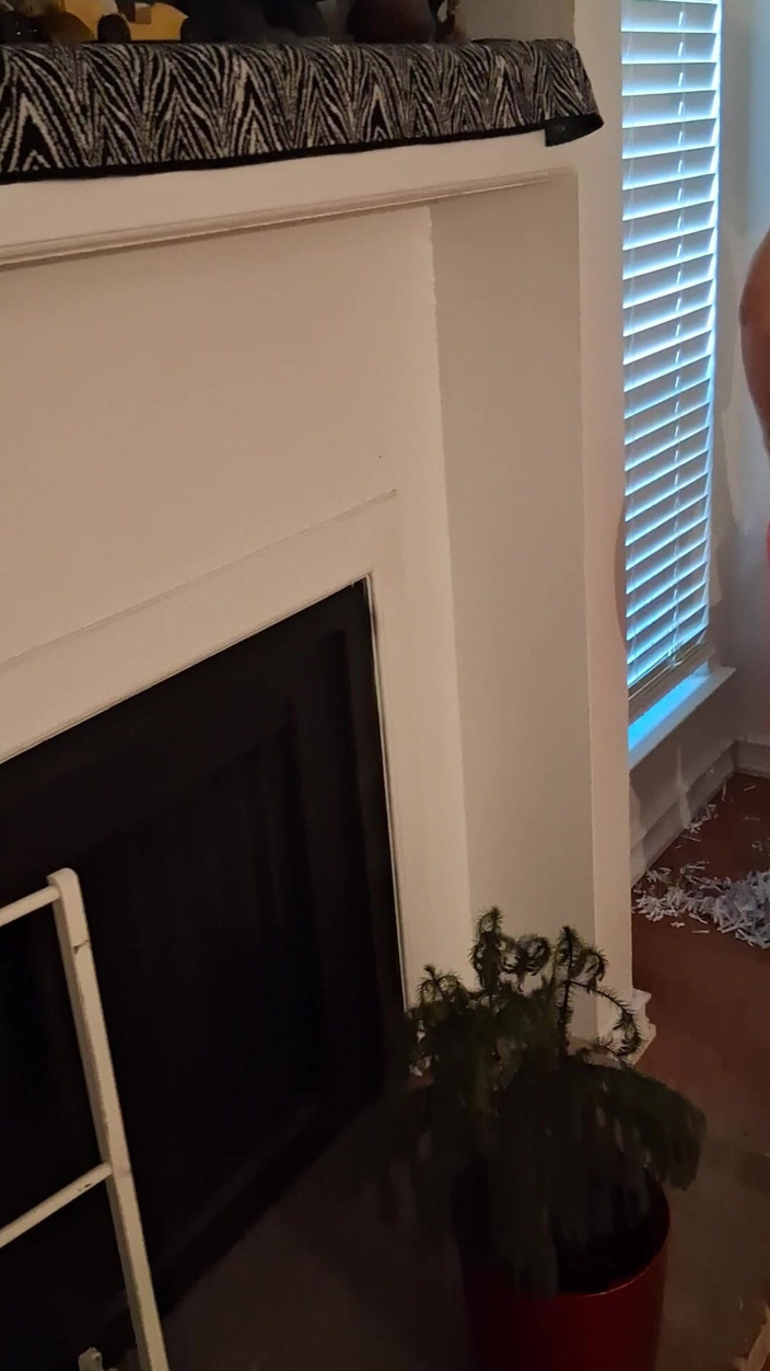 BBW nurse Vicki adventures with friends: Big Belly Beauty Nurse Vick Cleans up Messy Floor