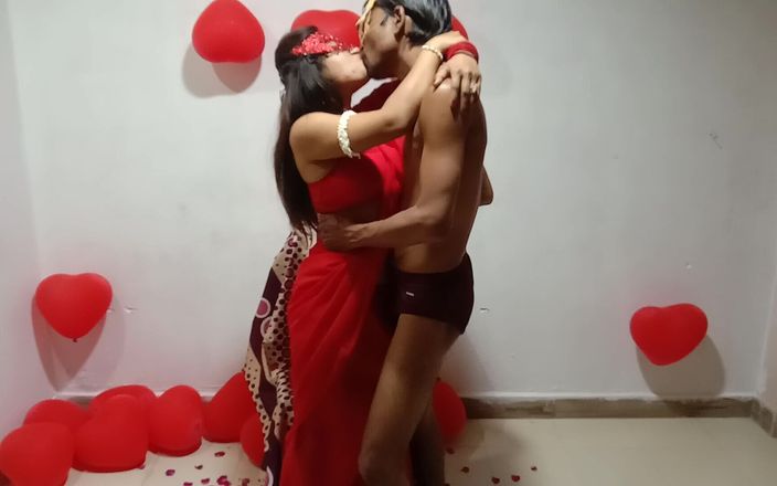 Hindi-Sex: Cuplu indian iubitor care sărbătorește Ziua Îndrăgostiților cu sex incitant uimitor