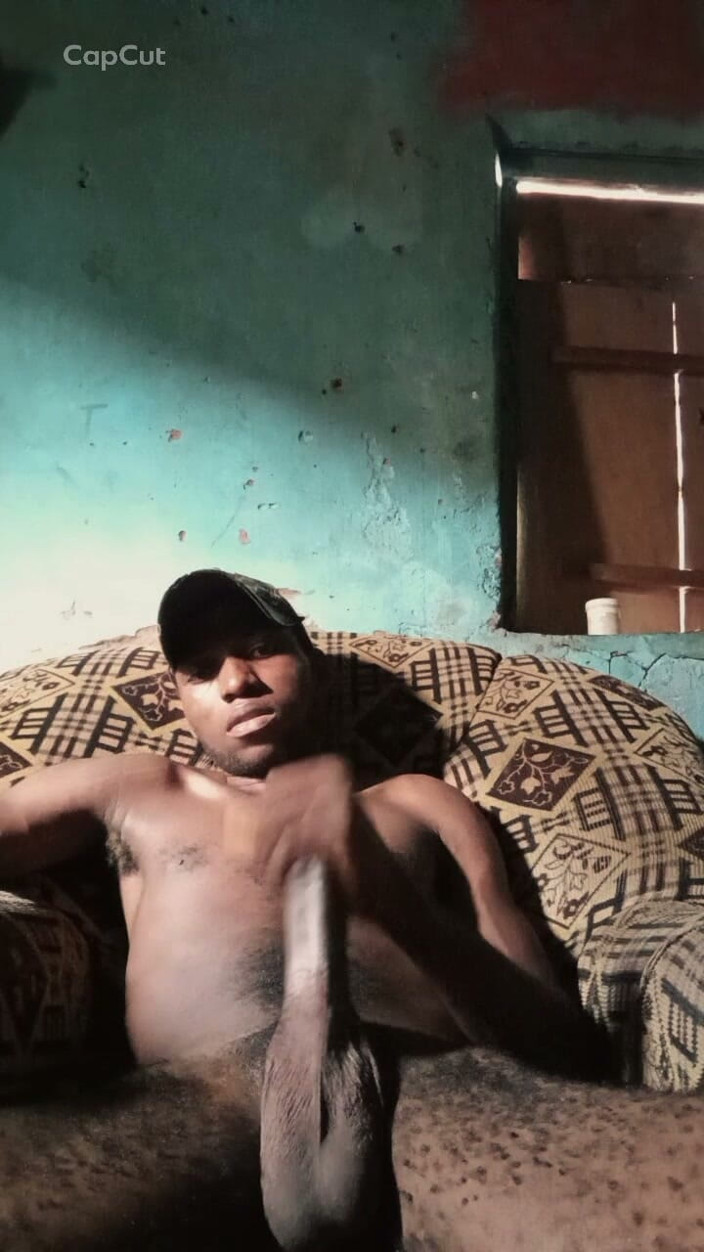 HornyLayer34: Смотри, как я кончаю