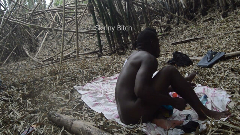 Skinny Bitch: Seks in het bos buiten Deel 2