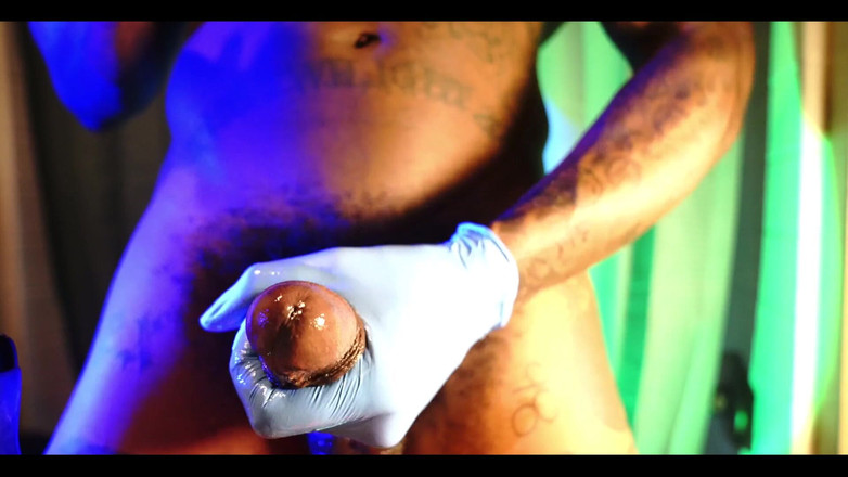 Hallelujah Johnson: 大黑崇拜哈利路亚约翰逊（相信我）