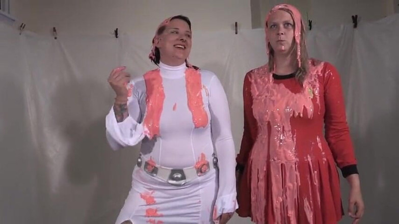 Gunked up girls: Lola and Jodie - Star Trek vs Star Wars
