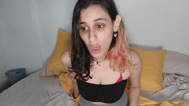 Ms Candy Bunny: Горничная дрочит