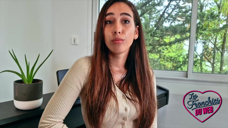 The Frenchies of the web: Camila, a Not-so-shy Young Minx, Wants to Be Fucked