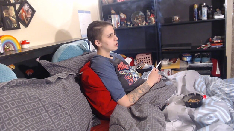 Abby Anna: Ignored while I smoke