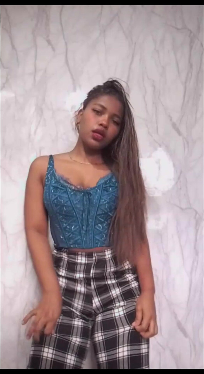 Minayi: 你还等什么来访问我的官方热门内容页面？