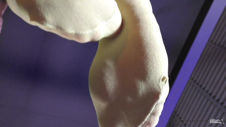 Mistress Legs: My Nylon Feet Above Your Face