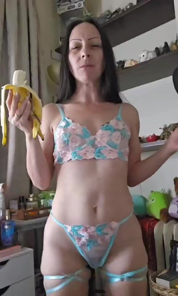 Raven Willow: Apakah kamu siap untuk menyerah pada keinginanmu yang terdalam?