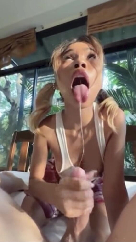 Petite creampie Asian Cumdump sluts: Petite 18yo Asian Pigtails Gets Glazed