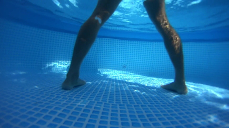 Latex Toys: Underwater cock &amp; ass pumping 2