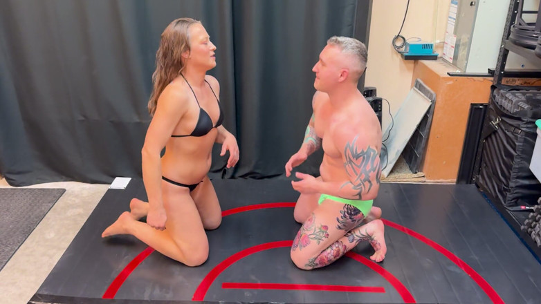 CJ Films: 첫 번째 시간 Cheyenne Jewell vs Baxx