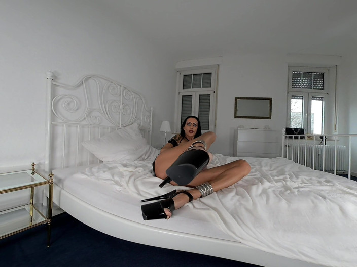 Amateur VR 3D: VR Amateur babe Sidney czeka na twojego pieprzonego kutasa - 360 Beg...