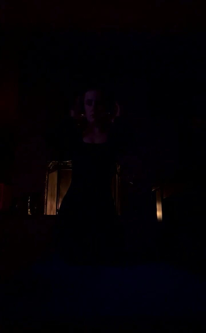 April Sparx: 스트림에서 시작 01/12/2024 08:12 침대 전에 침묵 스트림 일부 요가