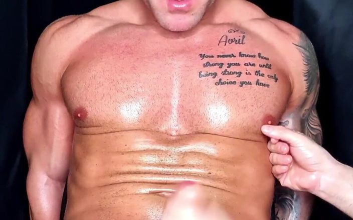 Troy White UK: Cena épica de afiação com pau grande e gordo!