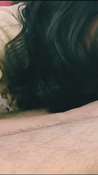 ฉันชอบดูน้องสาวไม่แท้สุดร่านของฉัน