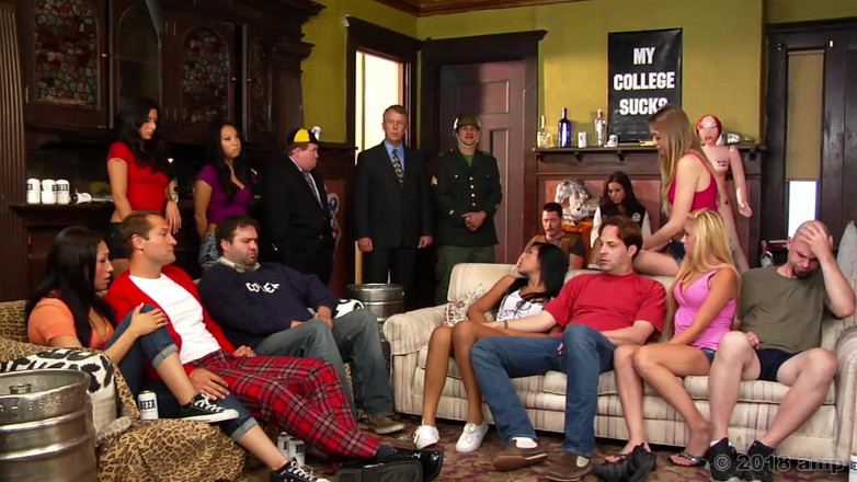 Adventures In Pornland: Not frat house S4 - Katt Dylan, Zoey Foxx, Eric John,...