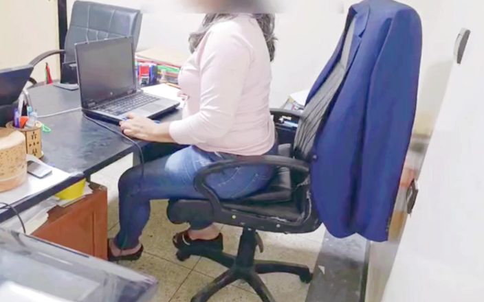 BBW LATINA: Cuối cùng tôi cũng có đồng nghiệp của mình để đụ tôi trong...