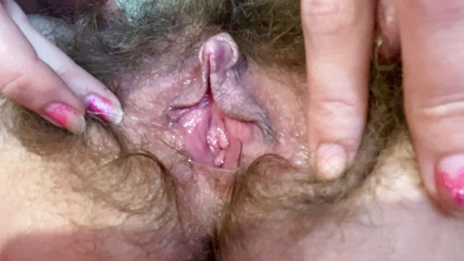 Cuteblonde666: Closeup hairy pussy big clit orgasm