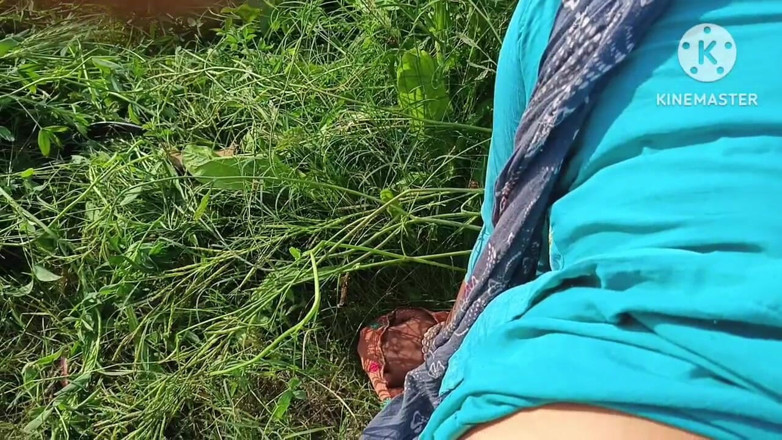 Savita5343: Fucked My Stepsister-in-law in Doggy Style in a Mustard Field...