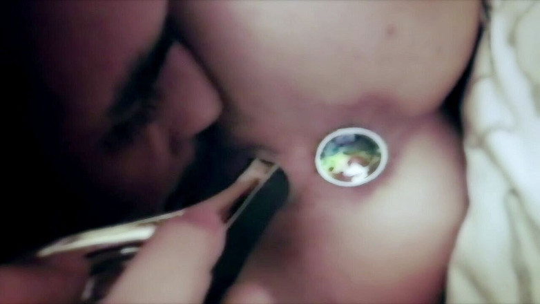 Stoyca: Gode plus lingus et plug anal