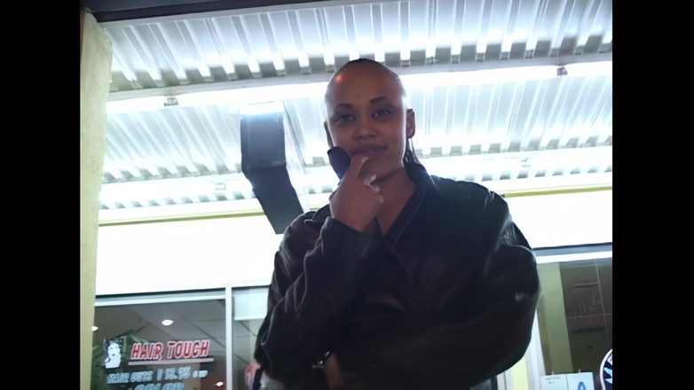 Little World: Mone Divine: Интимное единение ублюдков выделяется