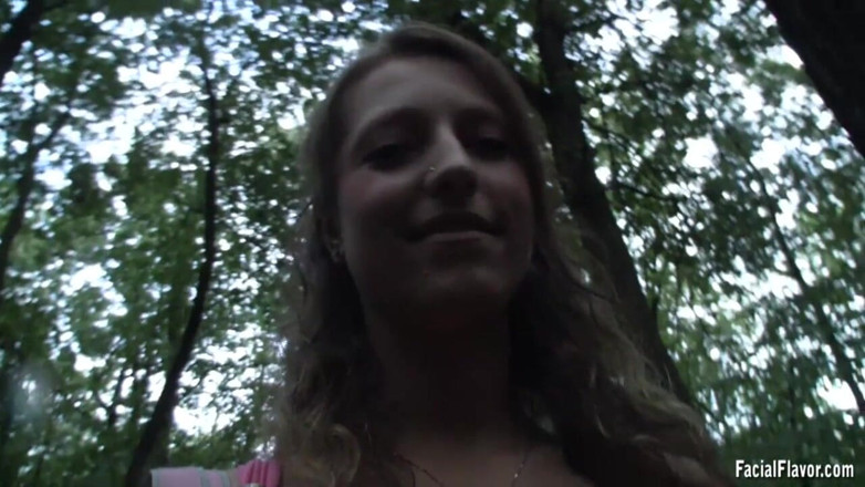 Facial flavor: Outdoor blowjob madness