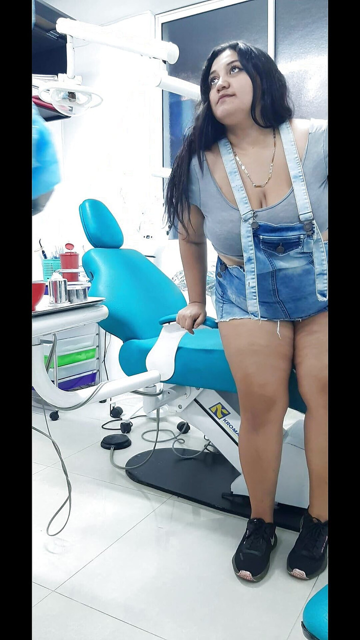 Sex_temptationX: Mladá latina děvka šuká svého zubaře, který mu dává velké kouření,...