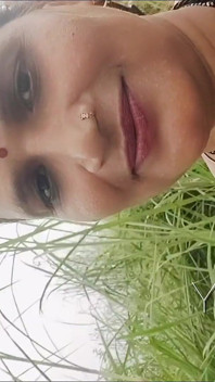 Dehati Chachi Ko Bike Par Ghumane Ke Bahane Chod Diya
