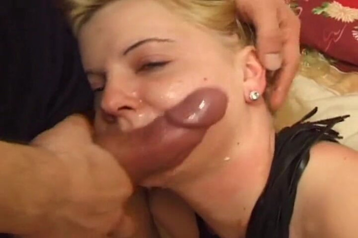 Monde Francais: Slutty Blonde French Enjoys Dick in Her Ass