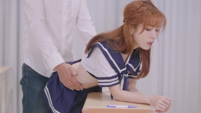 Asian Milfs n Teens: Naughty Chinese college girl stays in the class for a...