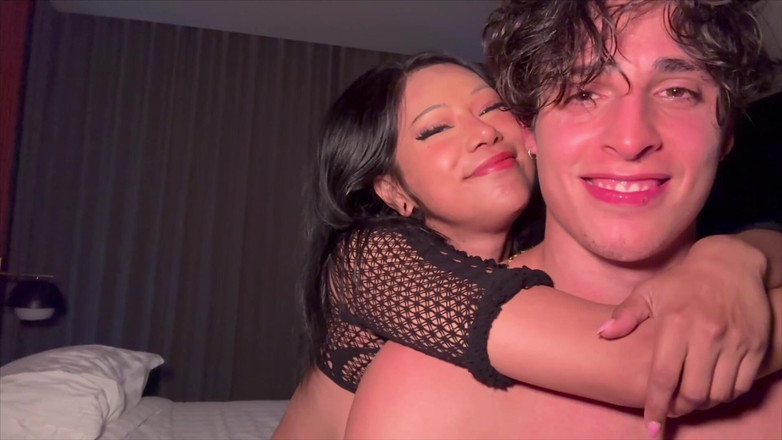 Gattouz: シンガポールの浮気妻が中出しされる