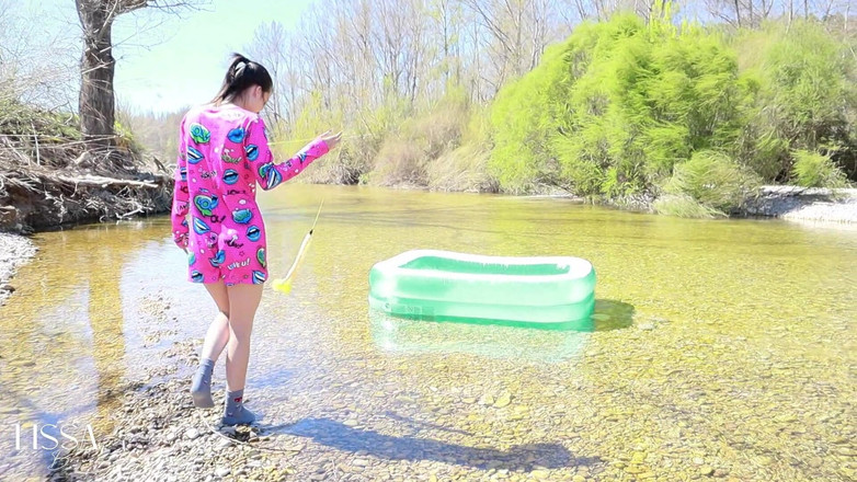 Lissa Brown: I Dive in with My Pajamas and Socks on