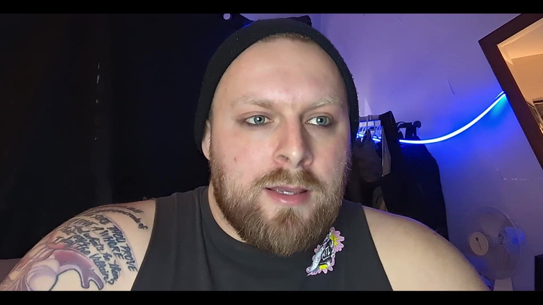 WolfgangWhite: Menghinakan awak kerana mempunyai zakar kecil dengan kiraan detik pancutan...