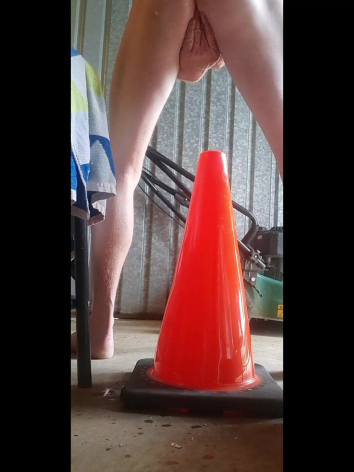 Big Red: 让我的屁股被物体填满