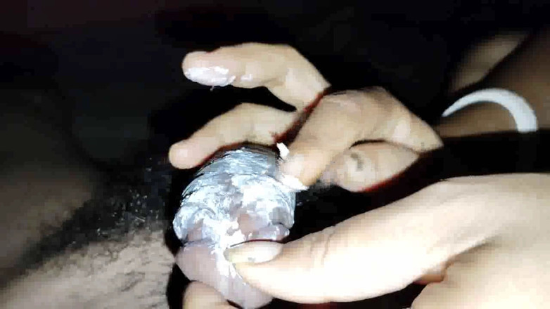 Uttar dinajpur: Het indisk Sonali Bhabhi styvbror hjälp avrunkning