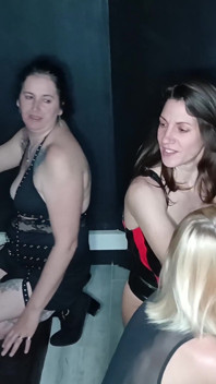 Gloryhole in a Libertine Club, I Milk My Fans One by One!
