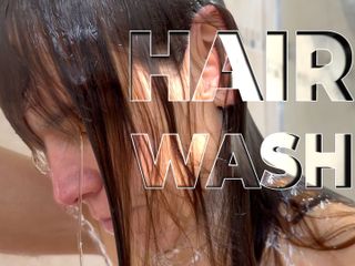 Wamgirlx: Hair washing in the bath