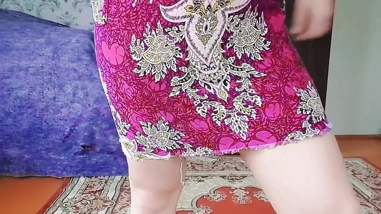 Kitty_Cross: Sissy tuyệt đẹp khoe đôi môi lấp lánh dưới ánh đèn sân khấu