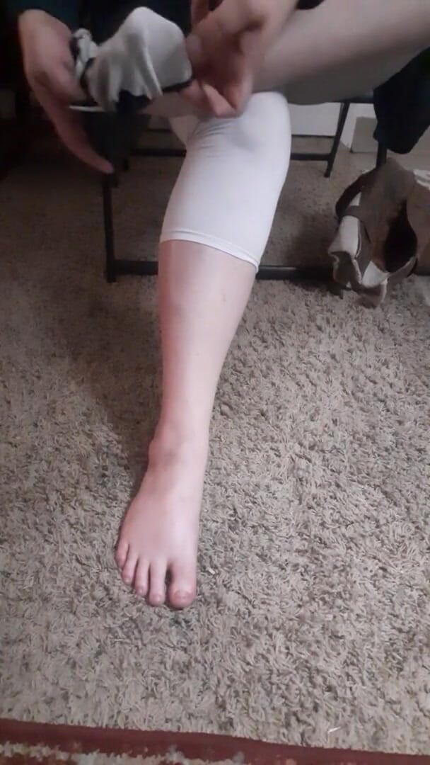 BettyBoomm: Get Under My Boots