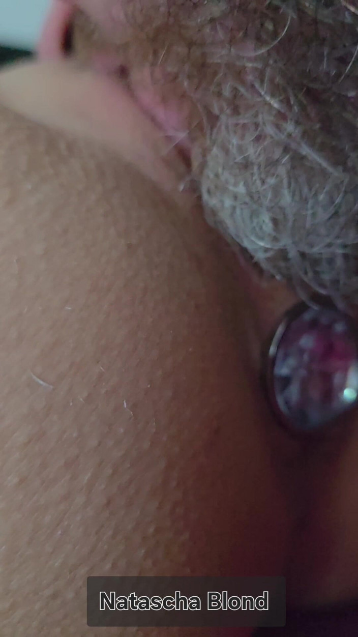 Lordkryos999: 자위, 바이브레이터와 보지 핥기