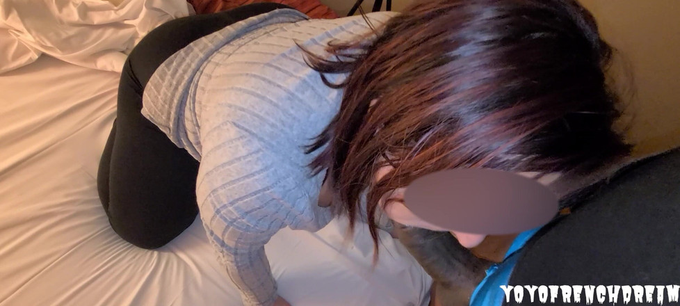 YoyoFrenchDreamPOV: Îmi oferă să-mi fac ziua de lucru la serviciu în camera...