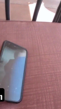PervMom - una milf bionda biricchina manda accidentalmente foto di nude al telefono di uno stallone fortunato