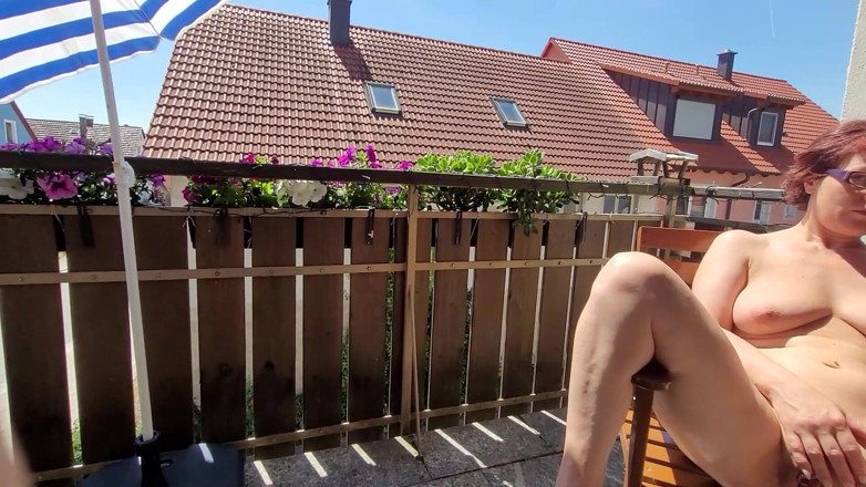 Popp Sylvie: Outdoor sex action with German mature