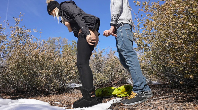 Mya Lane: Outdoor Sex in the Snow! Risky with a Big Cumshot...