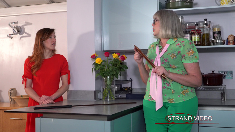 Sarah Stern: Dřevěná pádla a tvrdá hol pro Lulu