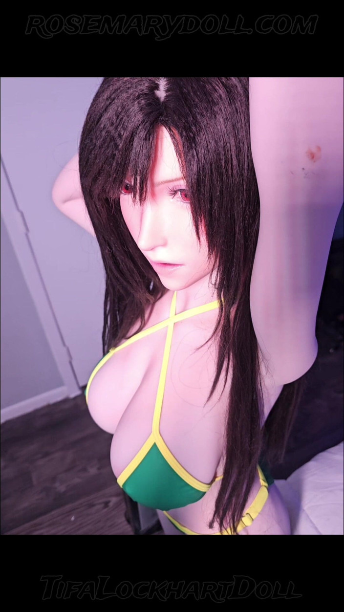 Tifa Lockhart doll: Tifa is showing full support for the Brazilian squad!