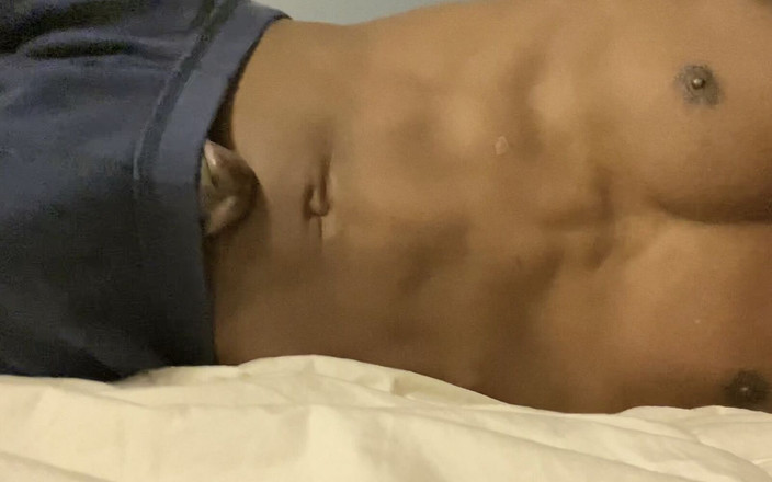 Wanting me studio: Hombre sexy - polla masculina sexy - cama azul