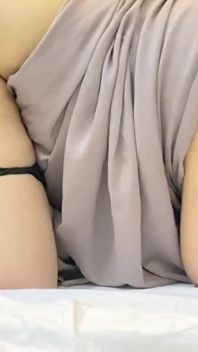 Queen Fucked and Gets Impregnated by Grand Wazir While King Was Fucking Whores in Haram